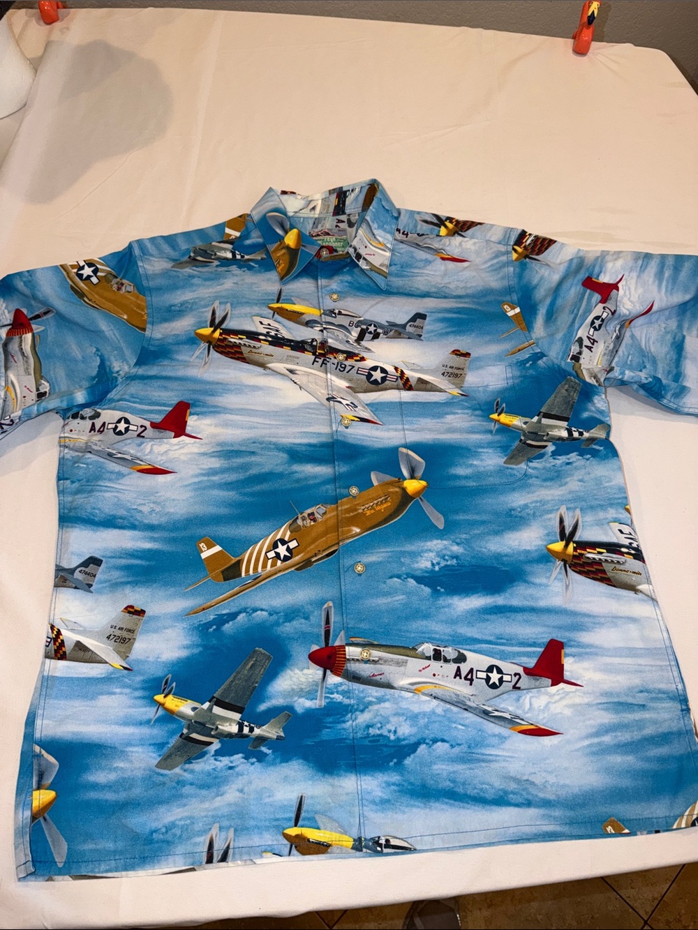 1809102 Reyn Spooner vintage fighter jets GUC SEE pics for approximate size